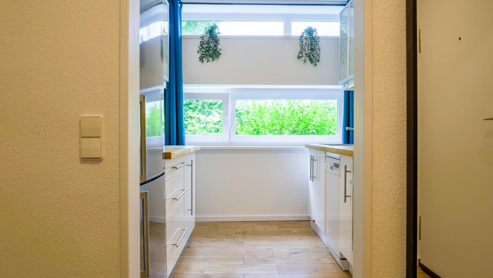 Gross, Modern, Zentrumsnah Mit Parkplatz Und Garten Ulm Exterior foto